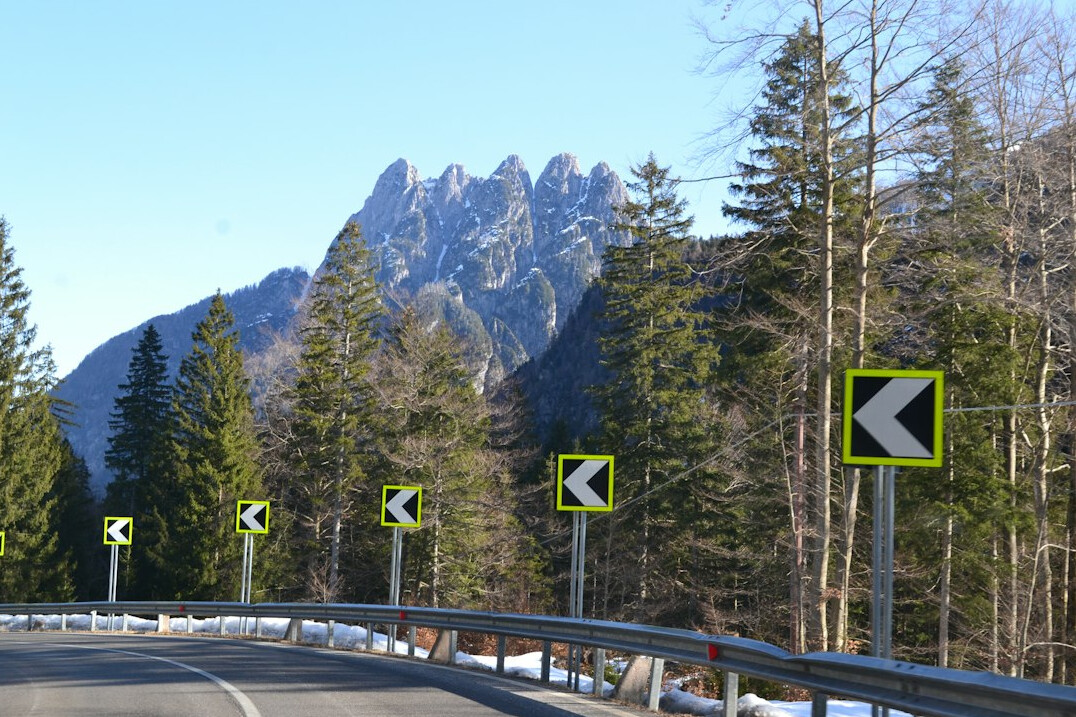 mountain pass curve